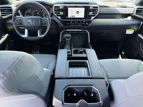 Certified 2025 Toyota Tundra SR5 w/ SR5 Convenience Package AWD/4WD image 15