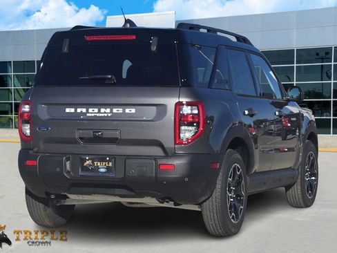 New 2025 Ford Bronco Sport Outer Banks w/ Outer Banks Tech Package+ AWD/4WD image 4