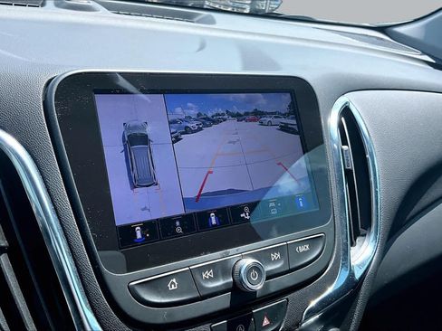 Used 2022 Chevrolet Equinox LT FWD image 25