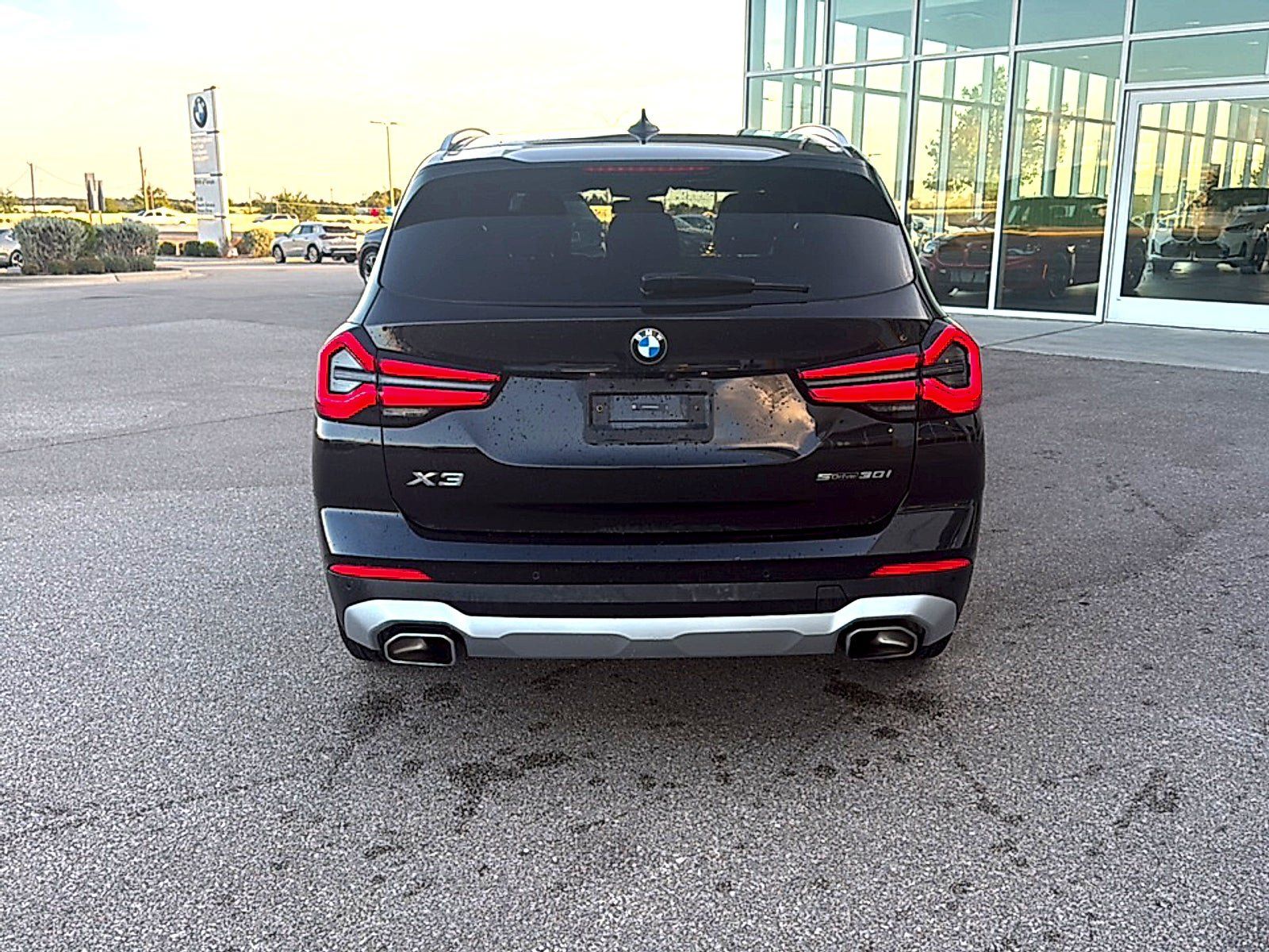 Used 2024 BMW X3 sDrive30i w/ Premium Package RWD image 6