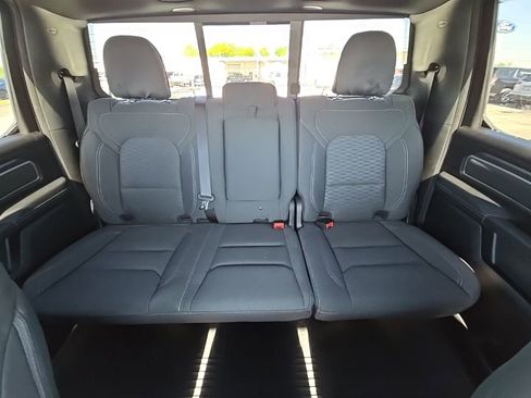 Certified 2025 RAM 1500 Big Horn AWD/4WD image 36