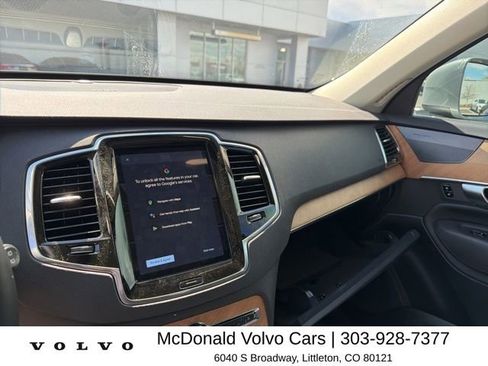 Used 2024 Volvo XC90 T8 Plus w/ Protection Package AWD/4WD image 9