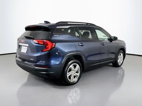 Used 2018 GMC Terrain SLE w/ Driver Convenience Package AWD/4WD image 8