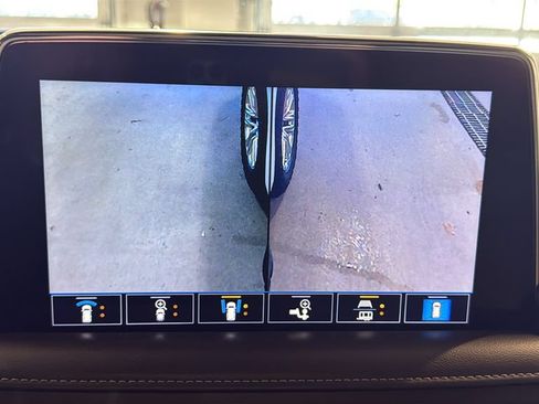 Used 2021 GMC Yukon SLT w/ SLT Luxury Plus Package AWD/4WD image 41
