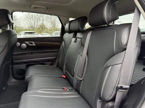 Used 2025 Genesis GV80 2.5T Prestige image 21