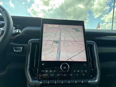 New 2026 GMC Yukon XL Elevation w/ Elevation Premium Package image 24