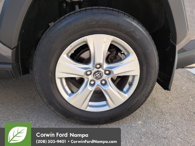 Used 2019 Toyota RAV4 XLE w/ Convenience Package AWD/4WD image 32
