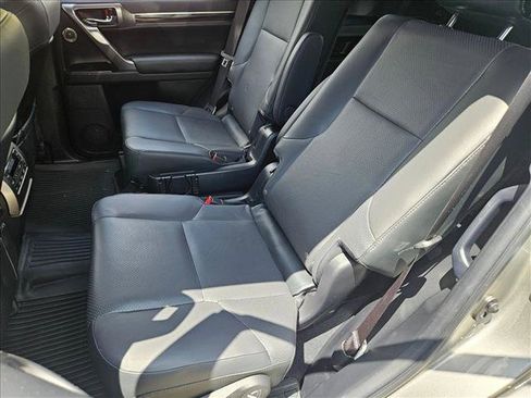 Used 2022 Lexus GX 460 Luxury AWD/4WD image 15