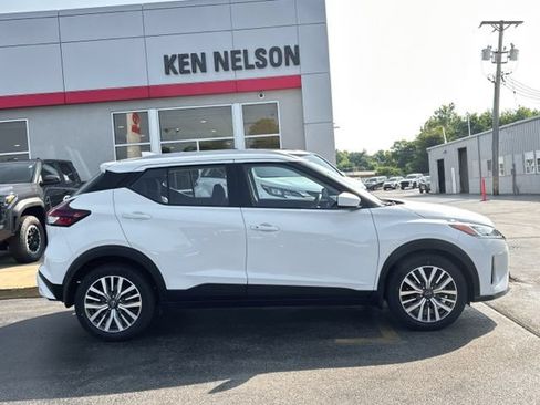 Used 2023 Nissan Kicks SV FWD image 13