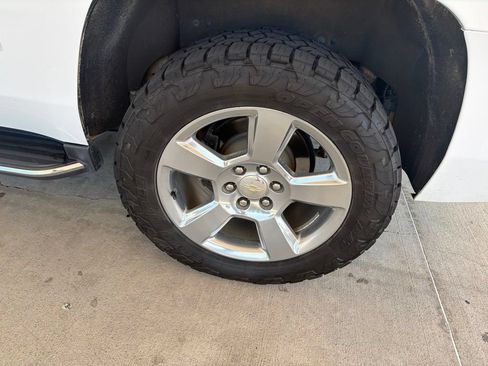 Used 2020 Chevrolet Tahoe Premier AWD/4WD image 7