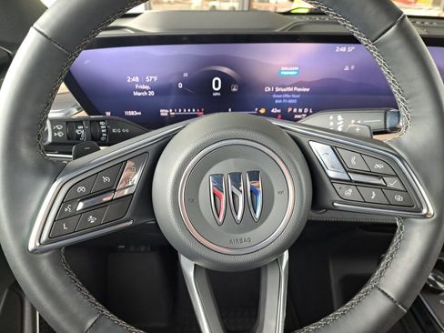 Certified 2025 Buick Enclave Preferred image 26