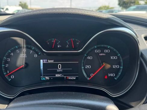 Used 2015 Chevrolet Impala LT w/ Convenience Package FWD image 23