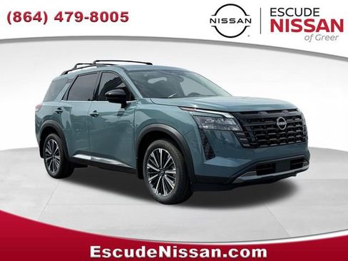 New 2026 Nissan Pathfinder Platinum w/ Cargo Package AWD/4WD image 1