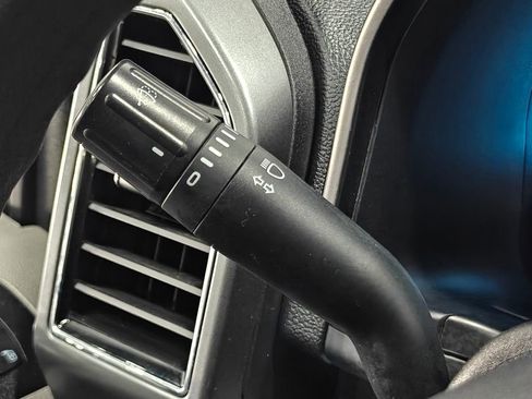 Used 2019 Ford F150 XLT w/ Trailer Tow Package image 39