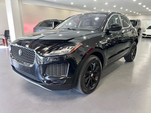 Used 2018 Jaguar E-PACE S image 3