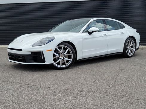 Certified 2026 Porsche Panamera 4 AWD/4WD image 1