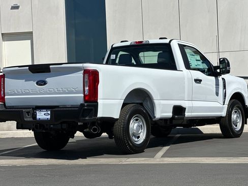 New 2026 Ford F250 XL RWD image 3