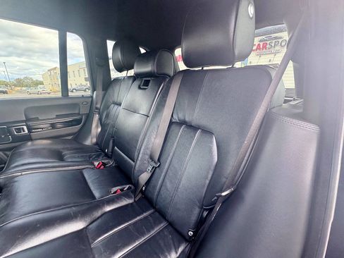 Used 2012 Land Rover Range Rover HSE image 21