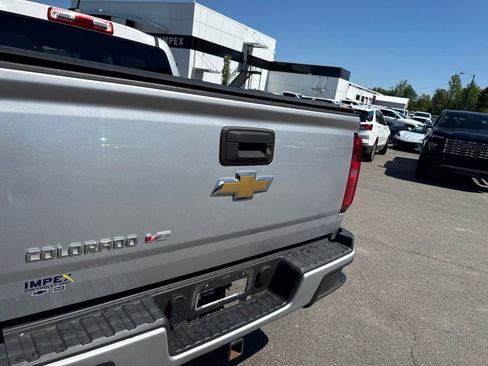Used 2017 Chevrolet Colorado W/T w/ WT Convenience Package RWD image 14