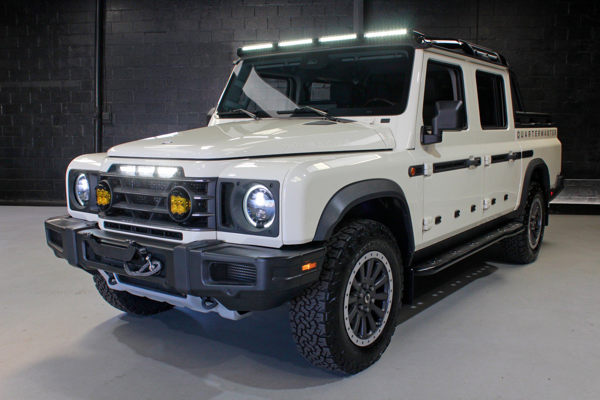 Used 2024 INEOS Grenadier Quartermaster AWD/4WD image 10