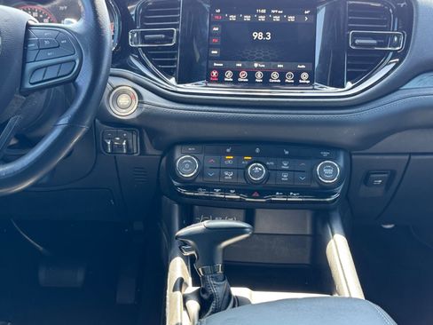 Used 2022 Dodge Durango GT w/ Trailer Tow Group IV RWD image 15