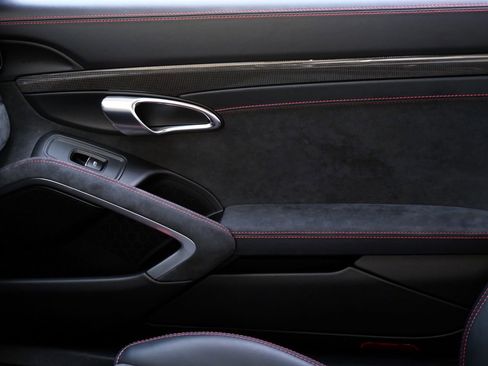 Used 2015 Porsche 911 GT3 w/ Carbon Interior Package image 16