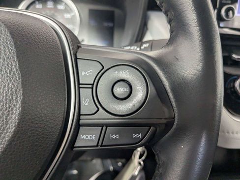 Used 2022 Toyota Corolla SE FWD image 16
