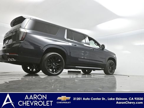 New 2025 Chevrolet Suburban Premier image 48