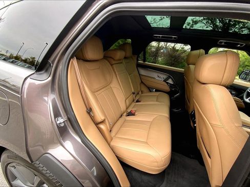 Certified 2025 Land Rover Range Rover Sport SE AWD/4WD image 19