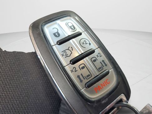 Used 2023 Chrysler Voyager LX FWD image 26