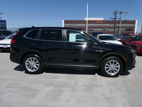 Used 2025 Honda CR-V EX-L image 2