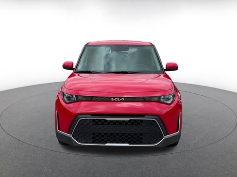 Used 2025 Kia Soul LX w/ LX Technology Package image 4