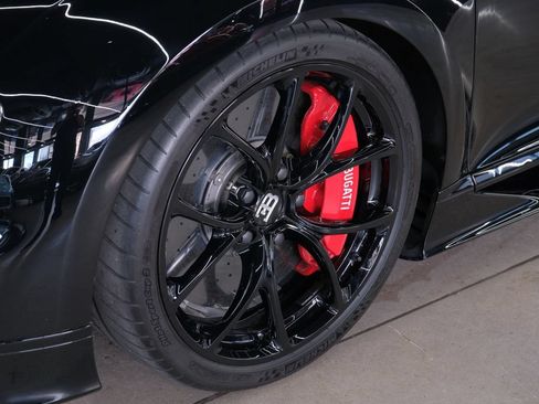 Used 2018 Bugatti Chiron AWD/4WD image 7