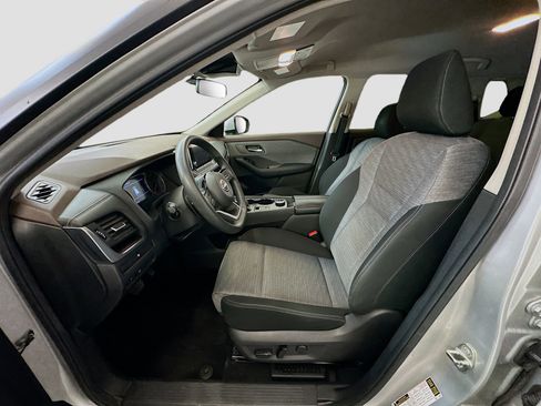 Used 2023 Nissan Rogue SV AWD/4WD image 13