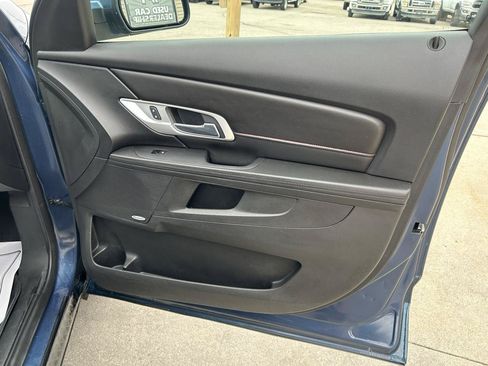 Used 2017 GMC Terrain SLE FWD image 16