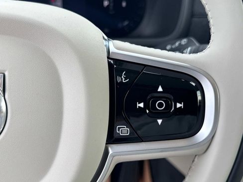 New 2026 Volvo XC90 B6 Ultra w/ Protection Package AWD/4WD image 28