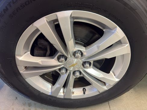 Used 2016 Chevrolet Equinox LS AWD/4WD image 34