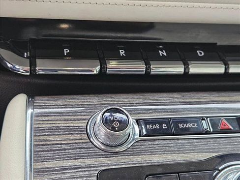 Used 2020 Lincoln Aviator Black Label w/ Dynamic Handling Package image 16