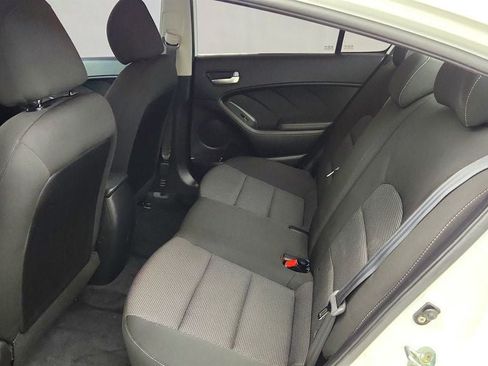 Used 2017 Kia Forte LX FWD image 19