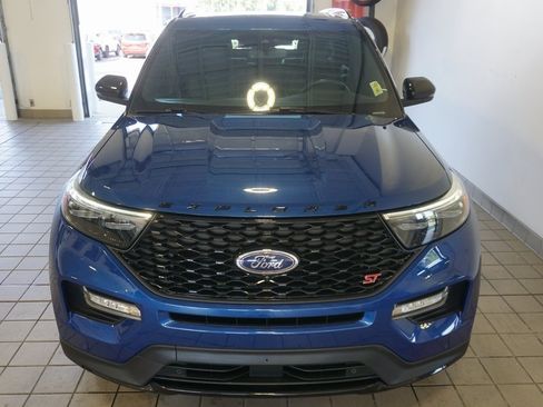 Used 2020 Ford Explorer ST w/ Premium Technology Package image 15