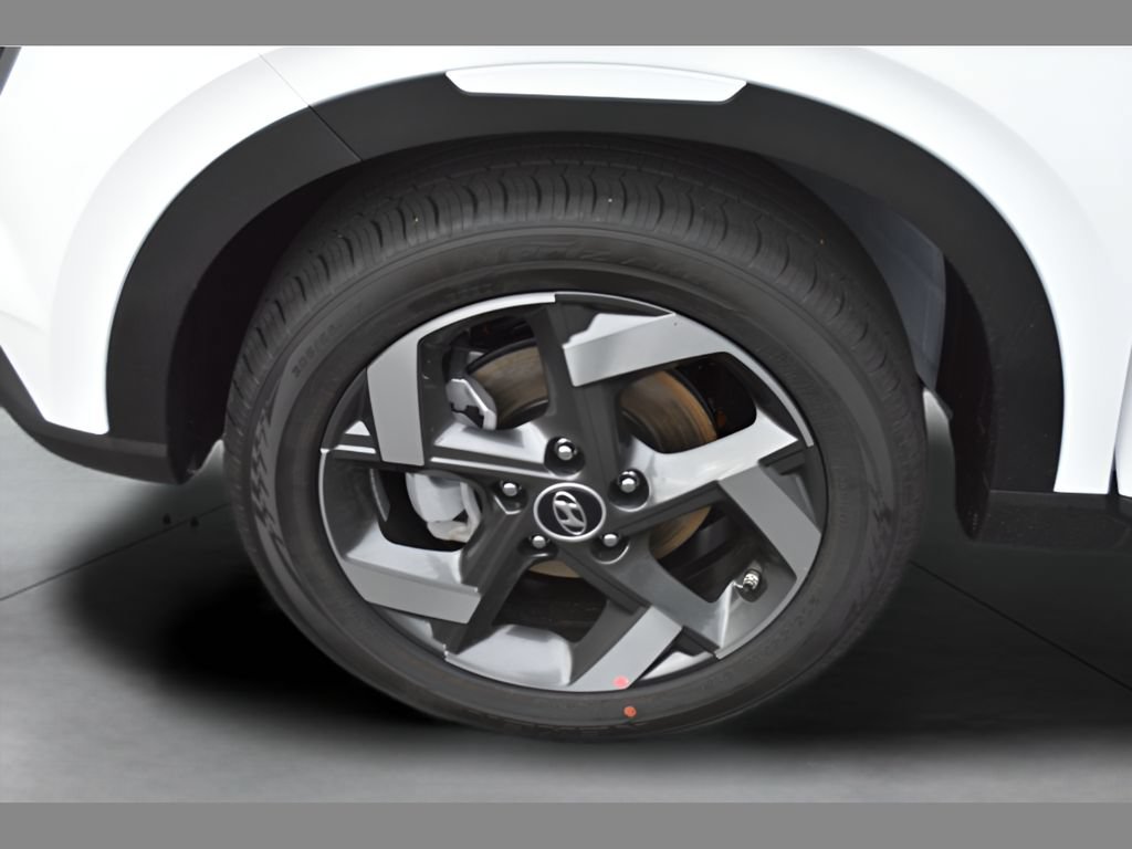 New 2026 Hyundai Venue SEL FWD image 9