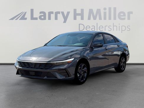 New 2026 Hyundai Elantra SEL Sport Premium FWD image 1