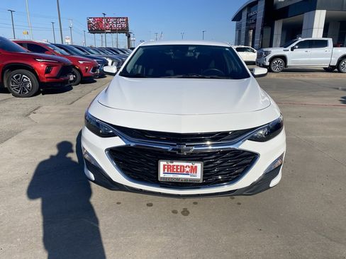 Used 2024 Chevrolet Malibu RS w/ LPO, Floor Liner Package image 8