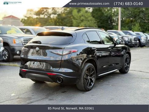 Used 2021 Alfa Romeo Stelvio Ti Sport AWD/4WD image 8