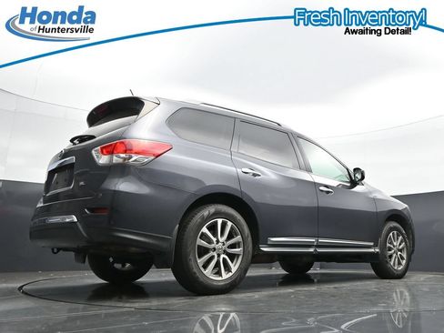 Used 2013 Nissan Pathfinder SL FWD image 34