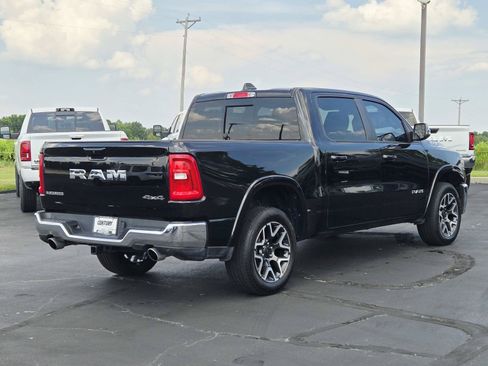 Used 2025 RAM 1500 Laramie AWD/4WD image 4