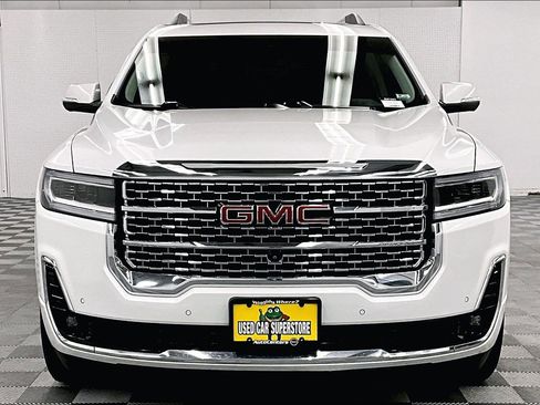 Used 2023 GMC Acadia Denali w/ Denali Ultimate Package FWD image 4