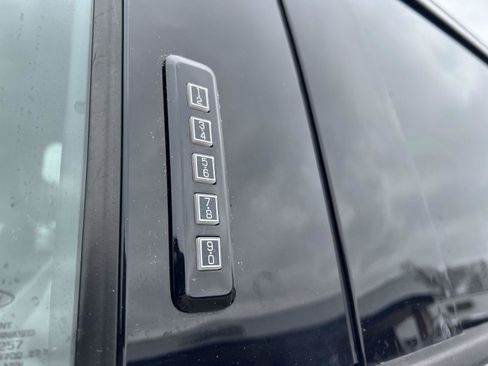 Used 2017 Ford F250 Lariat w/ Lariat Ultimate Package image 12