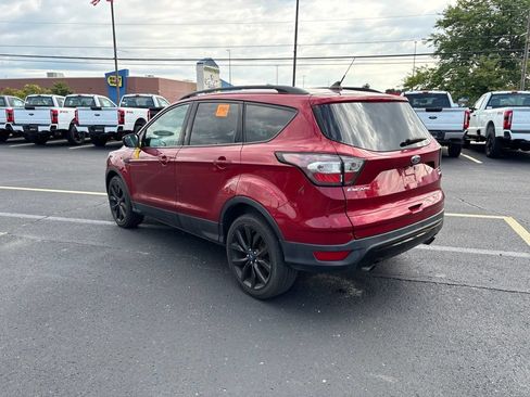 Used 2018 Ford Escape SE w/ SE Sport Appearance Package AWD/4WD image 7