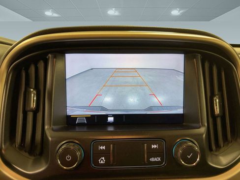 Used 2021 GMC Canyon Denali image 26